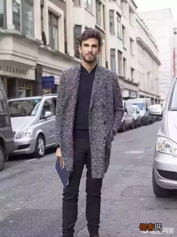 男生有什么经久不衰的经典款衣服推荐吗？