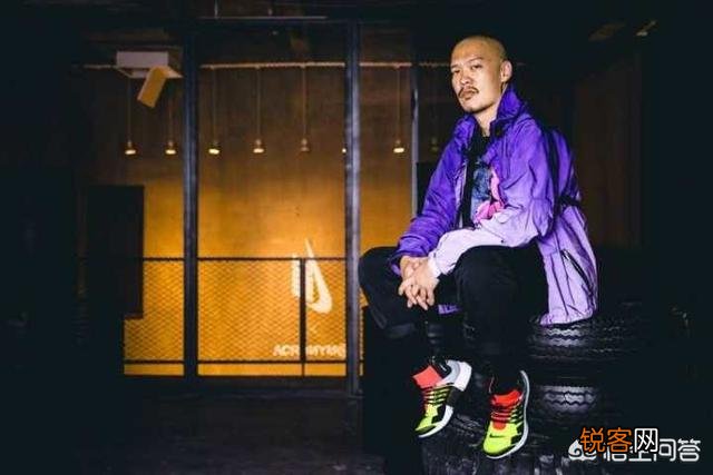 男生有什么经久不衰的经典款衣服推荐吗？