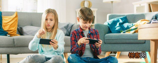 孩子叛逆家长怎么做比较好 面对孩子叛逆期家长应该怎么做