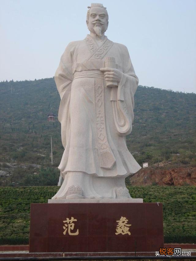 越王勾践的军师都有谁？是怎么辅助他的？