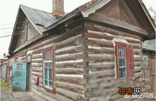 “客官,打尖还是住店”里面为什么说打尖？