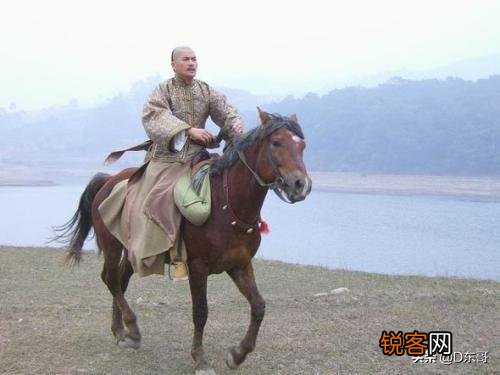 “客官,打尖还是住店”里面为什么说打尖？