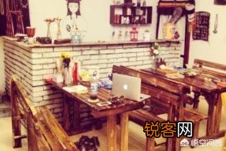 “客官,打尖还是住店”里面为什么说打尖？