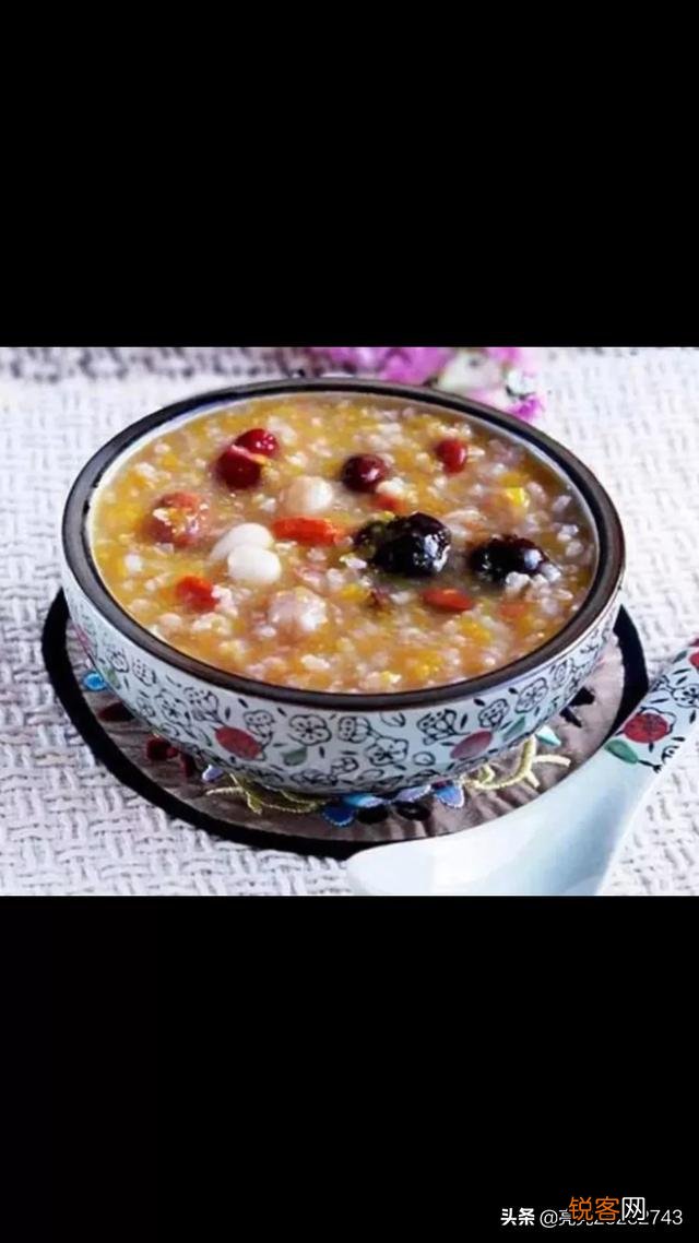 今年腊八节是大寒,俗语：“大寒遇腊八,喝粥做尾牙”,什么意思？