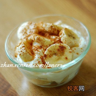 大半夜的，找点东西垫吧垫吧肚子吧~