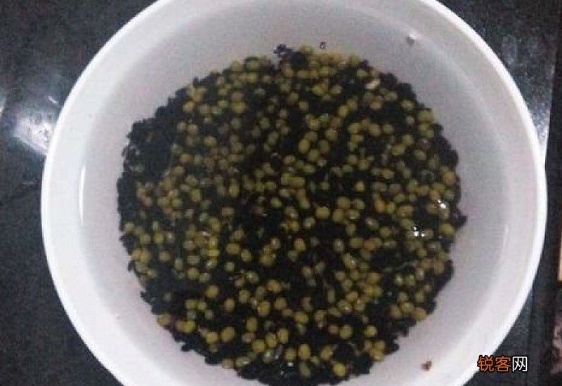 绿豆和黑米能在一起熬粥吗
