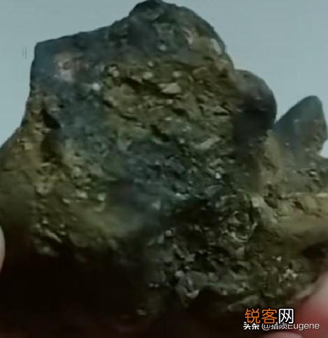 你在捡奇石过程中,捡到过狗头金、陨石吗,捡到的最贵物品是什么？