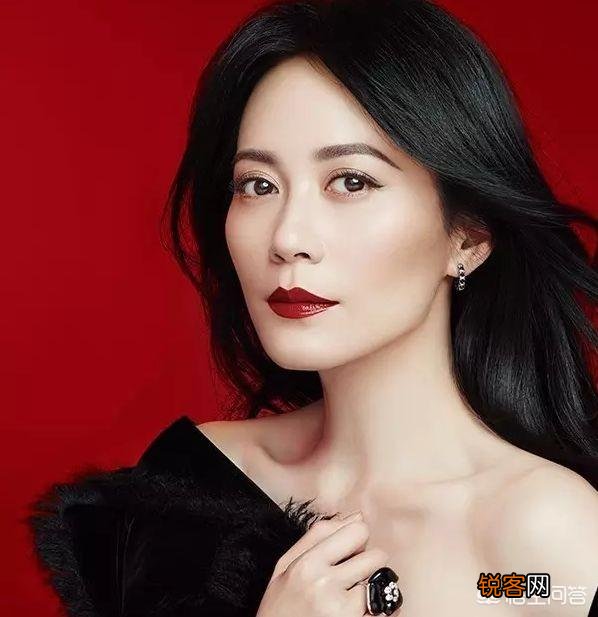 娱乐圈有哪些把一切看得通透或活得明白的女艺人？