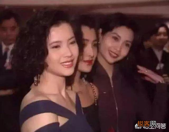 蓝洁瑛落魄时,为什么没有人帮她？