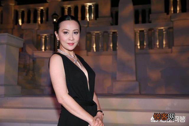 蓝洁瑛落魄时,为什么没有人帮她？