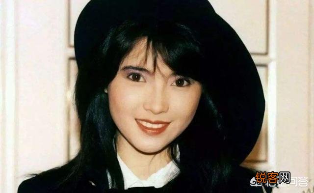 蓝洁瑛落魄时,为什么没有人帮她？
