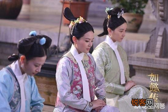 《如懿传》中乾隆为什么要宠幸阿箬？是为了给如懿报仇吗？