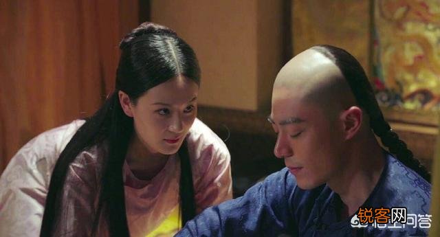 《如懿传》中乾隆为什么要宠幸阿箬？是为了给如懿报仇吗？