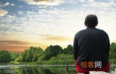 中医 预防健忘痴呆多做四个动作