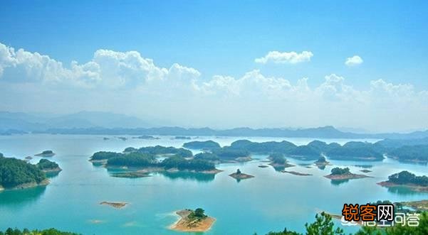 黄公望名画《富春山居图》是在致敬苏东坡的词吗？