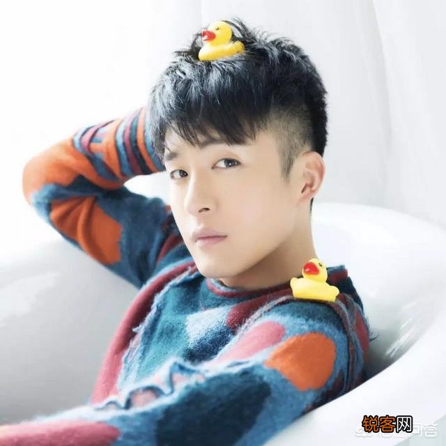 出生在四川的明星有哪些？