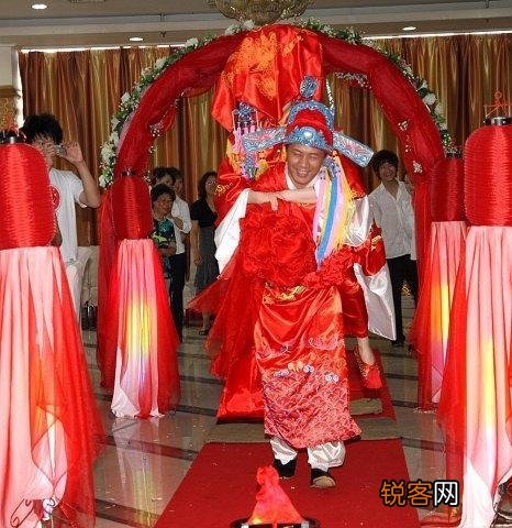 为什么中国人喜欢红色？红色代表什么？