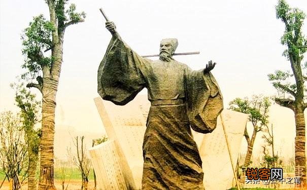 《念奴娇·赤壁怀古》、《桂枝香·金陵怀古》和《永遇乐·京口北固亭怀古》三篇宋词怀古之作如何赏析？