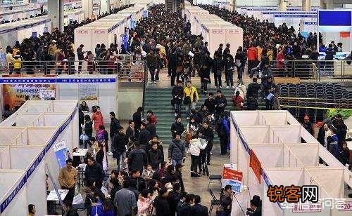 招聘单位那么多,为什么还有很多人找不到工作？