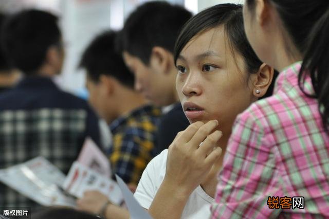 招聘单位那么多,为什么还有很多人找不到工作？