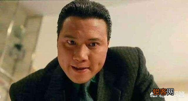 黑帮电影里谁扮演的黑老大角色最让你折服？