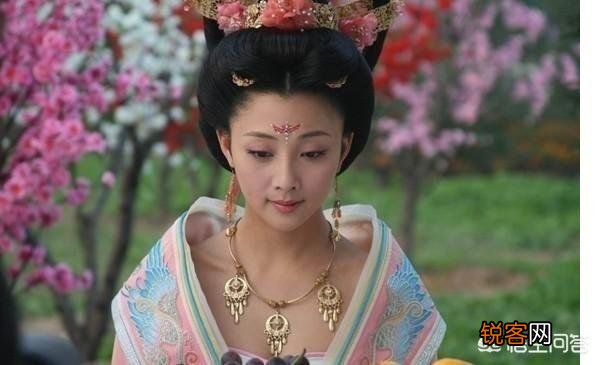 唐朝后宫中的皇后和妃子是怎样排序伺候皇帝的？