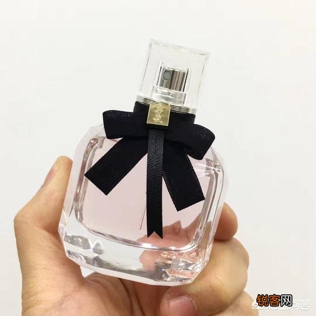 给19岁的女朋友买香水买哪个比较好,求推荐？