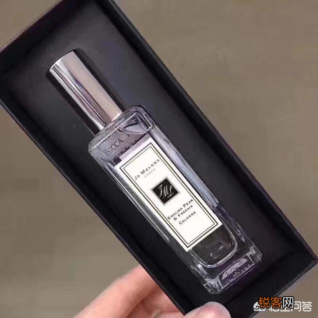 给19岁的女朋友买香水买哪个比较好,求推荐？