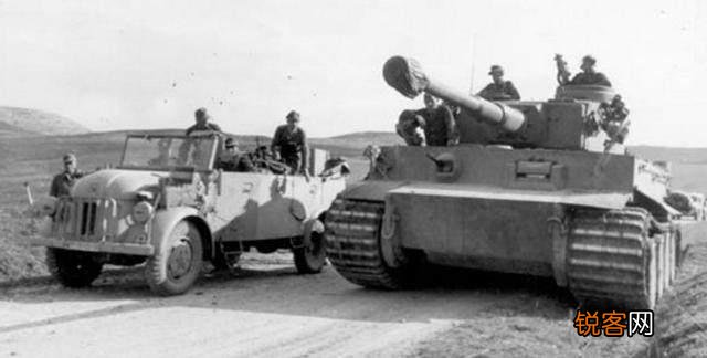 二战初期反法西斯国家的败退引起世界人民悲观情绪和投降潮在什么时候？