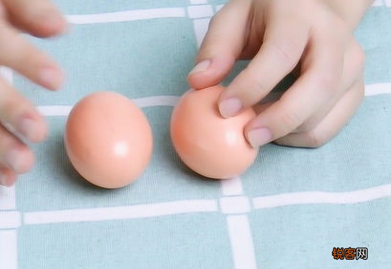 鸡蛋放冰箱里两个月可以吃吗