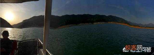 纳兰容若《浣溪沙·谁念西风独自凉》怎样赏析？