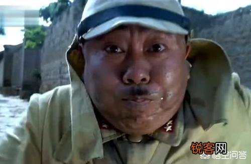 有哪些电影让人笑到肚子疼？