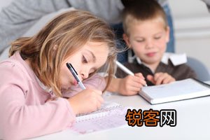 怎么教育好一年级的孩子