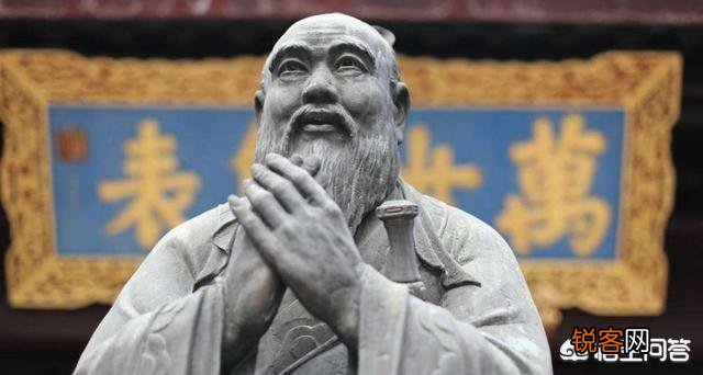 “学而优则仕”这句话对不对？