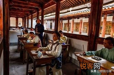 传统文化中有,学而优则仕。当代人怎样理解这句话？怎样做到？