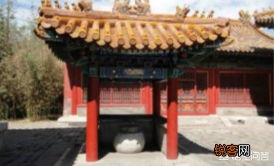 一位老太监说：“故宫内有70多口井,无人敢喝里面的水”,这是为什么？