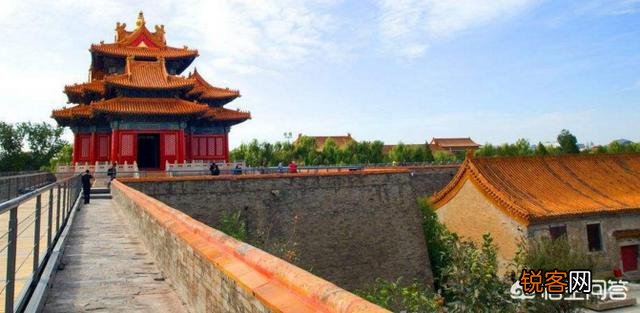 据专家统计故宫约有9999间明清时期老房子,为何有人说其中有几间房子从不对外开放呢？