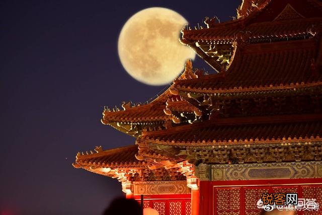 为什么故宫四点半就清场？
