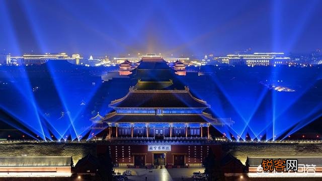 为什么故宫四点半就清场？