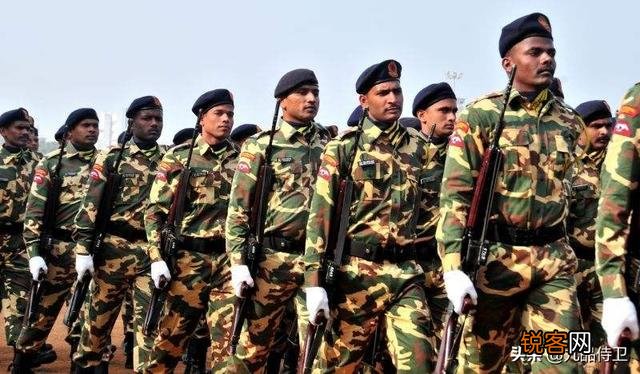 印度如果发生国战的话,军队能不能召集1亿军队？