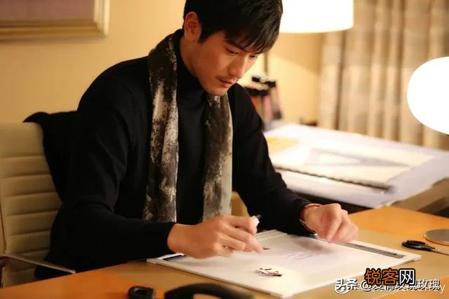 你喜欢《遇见王沥川》小秋的扮演者焦俊艳还是《杉杉来了》的扮演者赵丽颖？