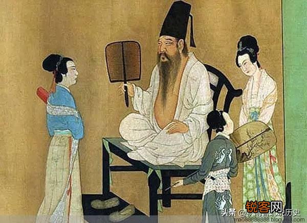 古代皇太后地位高,权力也很大,是不是说明古代男尊女卑并不存在？