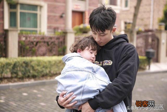 娱乐圈里身高超过185CM的男明星都有谁？