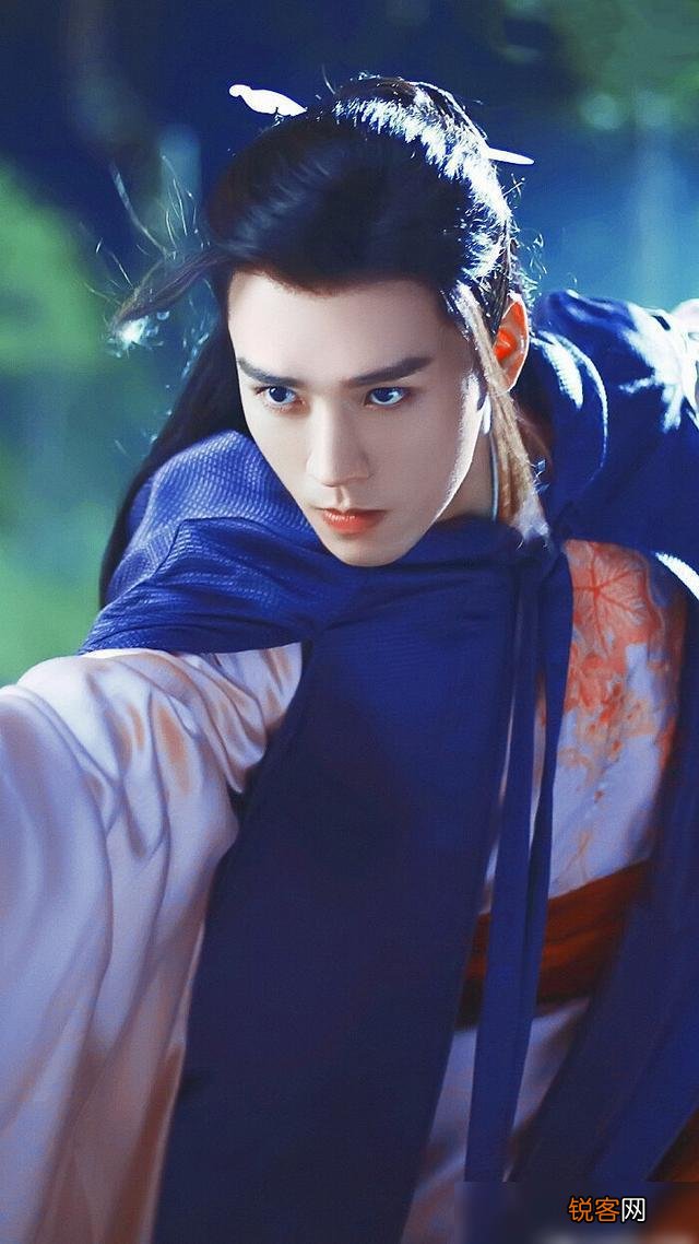娱乐圈里身高超过185CM的男明星都有谁？