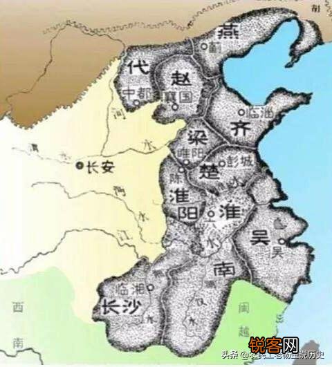 郭圣通于建武十七年被废去后位,封为中山王太后,刘秀还活着,为什么是太后？