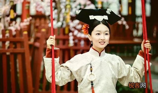 你们觉得哪部电影的女二比女一更出彩？