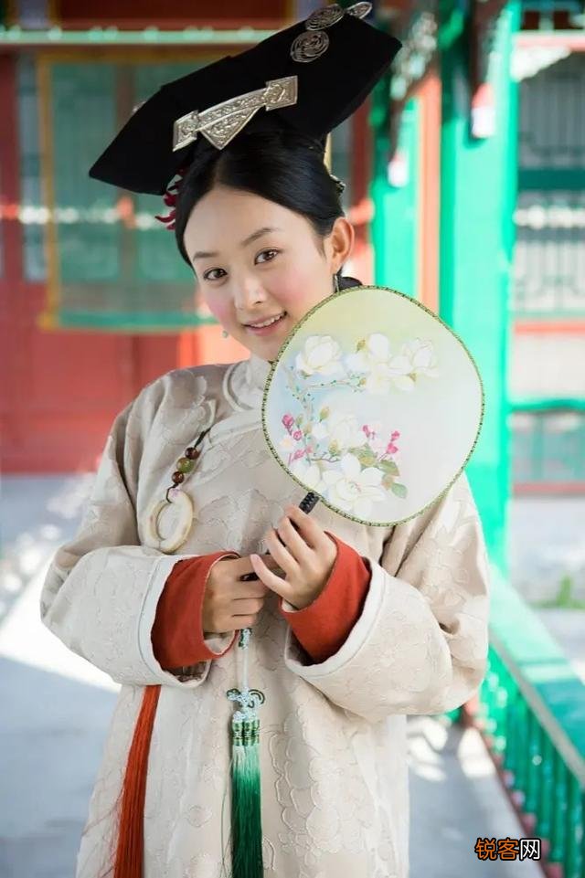 你们觉得哪部电影的女二比女一更出彩？