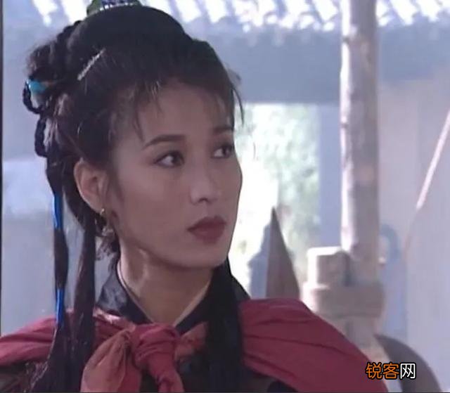 为什么宋江杀了扈三娘一家,扈三娘还要做宋江的干妹妹？