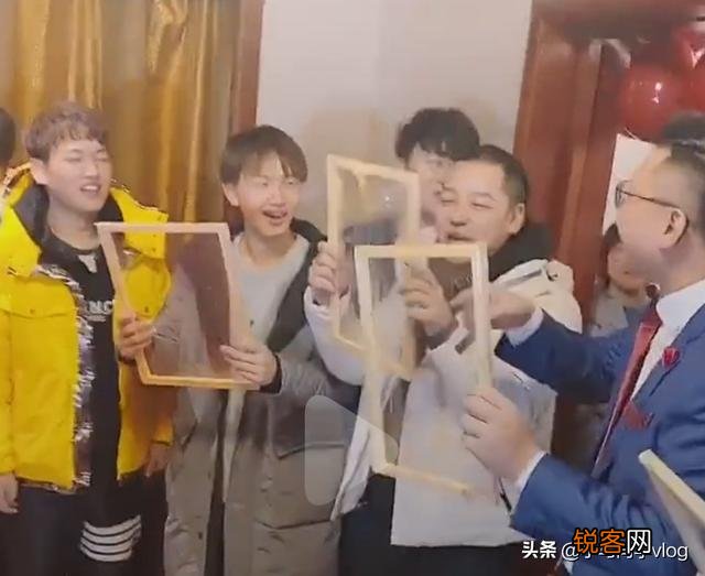 QG770宣布大婚,女方相差近八岁被指老牛吃嫩草,770迎娶白富美走向巅峰,接着会退役吗？