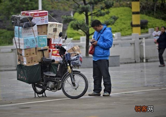 为什么要把我的快递放驿站,难道买的东西没有送货上门的服务吗？